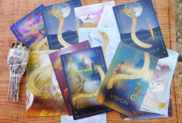 Gemischtes Kartenset: "Orakel der Intuition "
